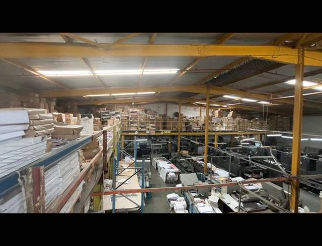 INDUSTRIAL FOR SALE IN SPRINGFIELD PARK